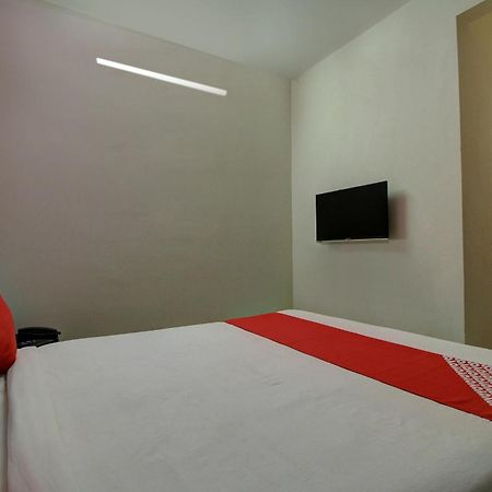 Hotel O Manu Residency Бангалор Экстерьер фото